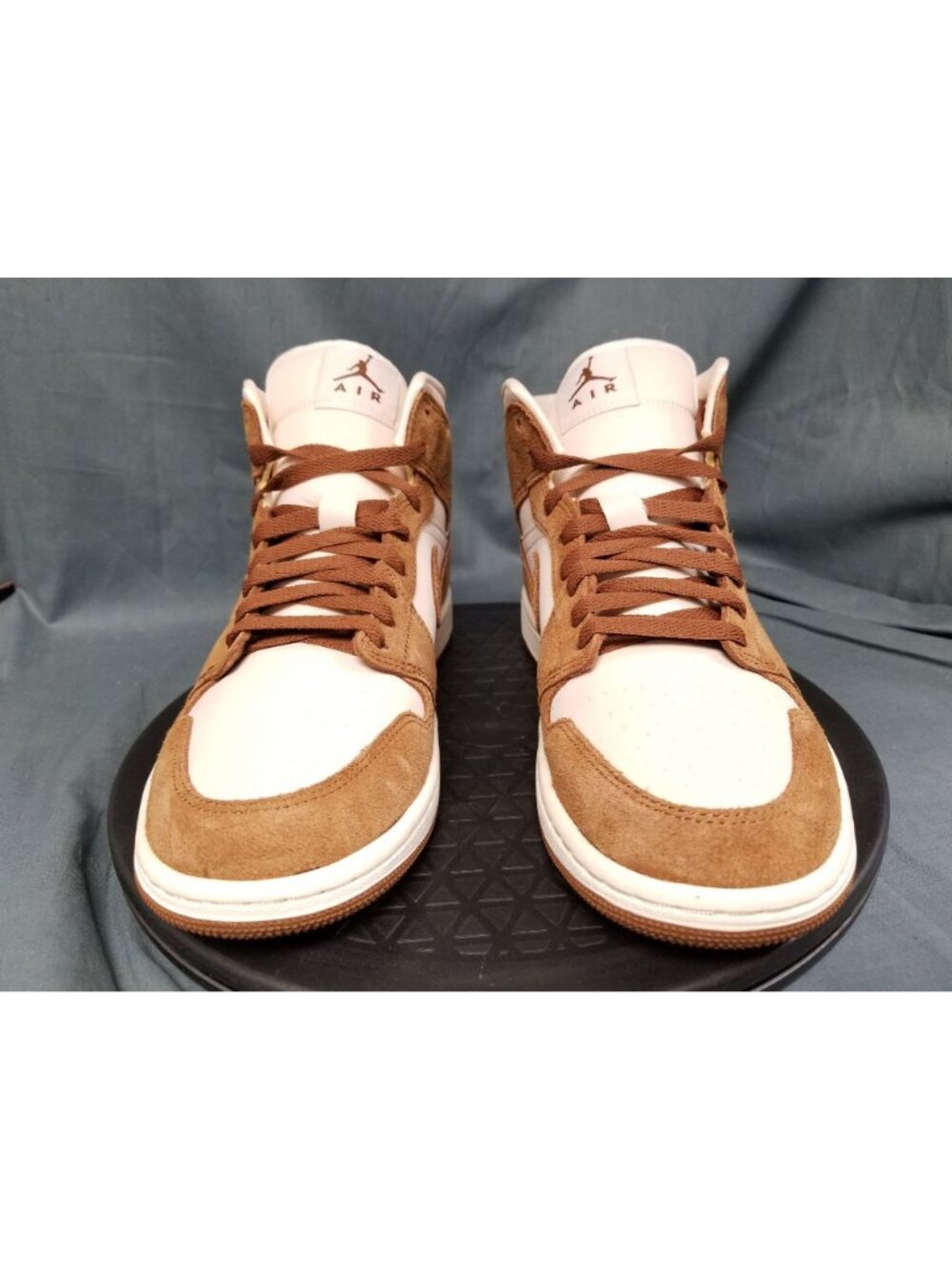 Jordan 1 Mid 'Light British Tan Chalk' BQ6472 203 Womens Size 9 NEW NO BOX! - Picture 3 of 11